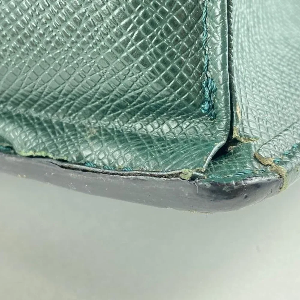 Louis Vuitton Green Taiga Leather Lozan Attache